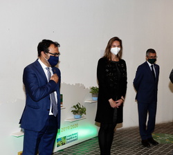 Don Felipe recibe el saludo del secretario de Estado de Medio Ambiente, la Consejera de Medio Ambiente, Ordenación del Territorio y Sostenibilidad de 