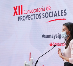 Su Majestad la Reina durante su intervención