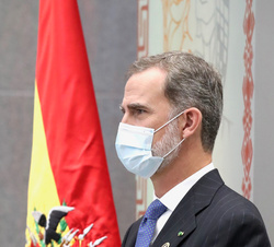 Su Majestad el Rey durante la fotografía oficial de jefes de Estado, de Gobierno y de Delegación