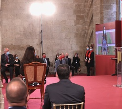 Su Majestad la Reina en su intervenciaón en la entrega de los Premios “Rei Jaume I 2020”