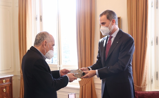 Su Majestad el Rey hace entrega del Premio de Literatura en Lengua Castellana "Miguel de Cervantes" 2019 a Joan Margarit