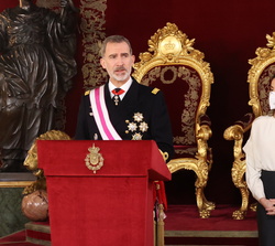 Su Majestad el Rey acompañado de Su Majestad la Reina dirige unas palabras con motivo de la celebración de la Pascua Militar