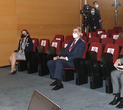 Don Felipe en un momento del acto