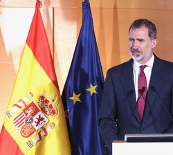 Su Majestad el Rey dirige unas palabras en al acto de entrega de los Premios Nacionales Industria Conectada 4.0