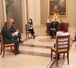 Audiencia de Su Majestad la Reina a una representación de la Confederación Salud Mental España