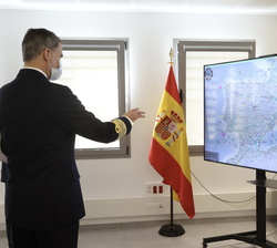 Su Majestad el Rey observa la realización del Ejercicio a nivel nacional de verificación, validación y confirmación FMN 