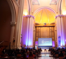Vista general de la Sala de la Corona de Aragón, durante la intervención de Su Majestad el Rey