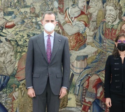 Don Felipe y Rebeca Grynspan
