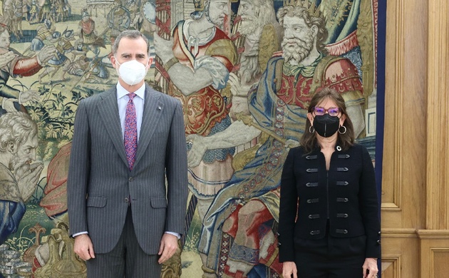 Don Felipe y Rebeca Grynspan