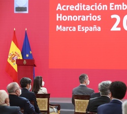 Acto de Entrega de Acreditaciones a la IX Promoción de “Embajadores Honorarios de la Marca España”