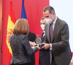 El Rey entrega la acreditación a Belén Garijo (Relaciones Internacionales)