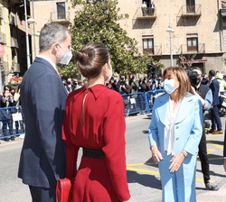 Los Reyes son recibidos por la cònsol Major de Andorra la Vella, Conxita Marsol, y el cònsol Menor de Andorra la Vella, David Astrié