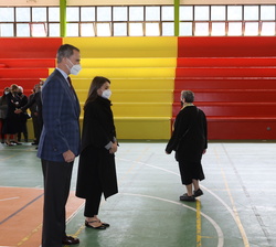 Sus Majestades los Reyes reciben a la colectividad educativa española en Andorra