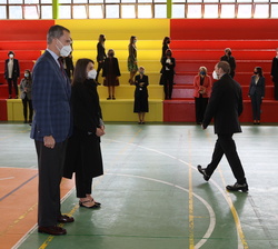 Sus Majestades los Reyes reciben a la colectividad educativa española en Andorra