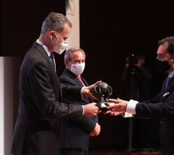 Su Majestad el Rey entrega el premio "Empresario Autónomo del Año" a Sebastián Linde Rodríguez