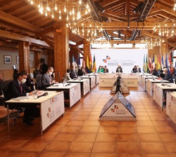 Vista general de la Sala Valira del Hotel Sport Hermitage durante la sesión plenaria de la XXVII Cumbre Iberoamericana de jefes de Estado y de Gobiern