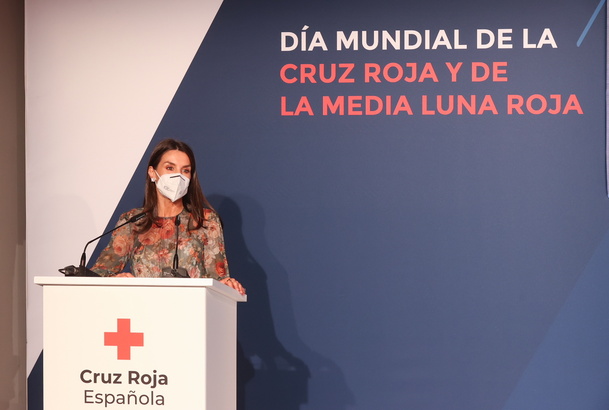 Su Majestad la Reina durante su intervenciñón en el “Día Mundial de la Cruz Roja y de la Media Luna Roja 2021”