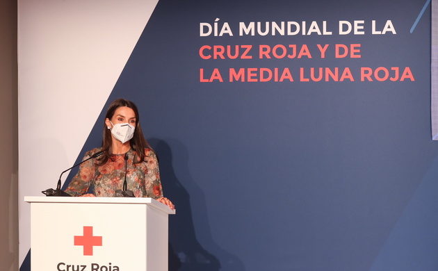 Su Majestad la Reina durante su intervenciñón en el “Día Mundial de la Cruz Roja y de la Media Luna Roja 2021”