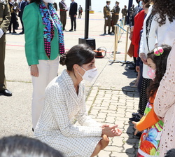 Doña Letizia conoce de primera mano las emociones de los familiares de aquellos que perdieron su vida en el cumplimiento de su deber
