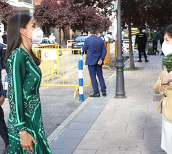 Su Majestad la Reina es recibida por la ministra de Educación y Formación Profesional, María Isabel Celaá y el presidente del Grupo SM, Luis Fernando 