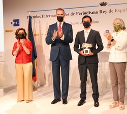 Premio de Fotografía a Carlos Alberto Emilio Velásquez Piedrahita