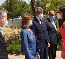 La Reina durante los saludos de bienvenida