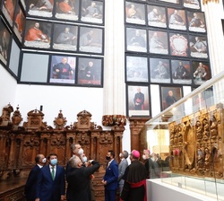 Visita de Su Majestad el Rey a la exposición “LUX” de la Fundación “Las edades del hombre”