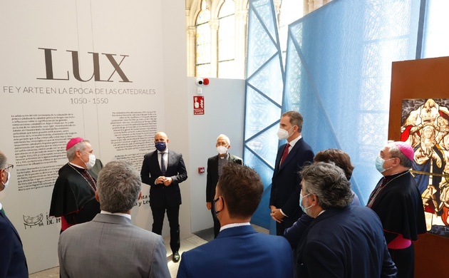 Su Majestad el Rey en la exposición “LUX” de la Fundación “Las edades del hombre”