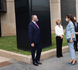 Su Majestad la Reina a su llegada a la Fundación Abertis