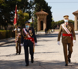 Su Majestad el Rey a su llegada a la Academia General Militar