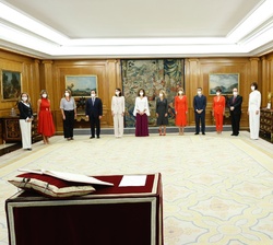 Promesa de los ministros del Gobierno ante S.M. el Rey