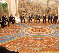 Su Majestad el Rey durante la audiencia a la junta directiva del Círculo de Empresarios