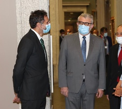 Doña Letizia en los instantes previos a su visita a la exposición