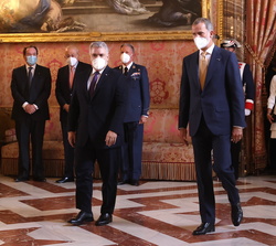Sus Majestades los Reyes junto al Presidente de la República de Colombia, Iván Duque Márquez y la Primera Dama, María Juliana Ruiz, se dirigen a la Sa