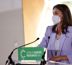 Su Majestad la Reina durante sus palabras en el acto conmemorativo digital del “Día Mundial de la investigación en Cáncer (WCRD)”
