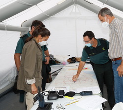 Personal de la Guardia Civil explican el dispositivo que realizan a Sus Majestades los Reyes