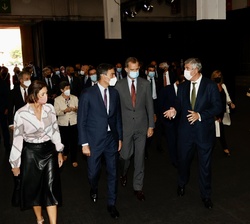 Don Felipe en el Salón Internacional del Automóvil de Barcelona