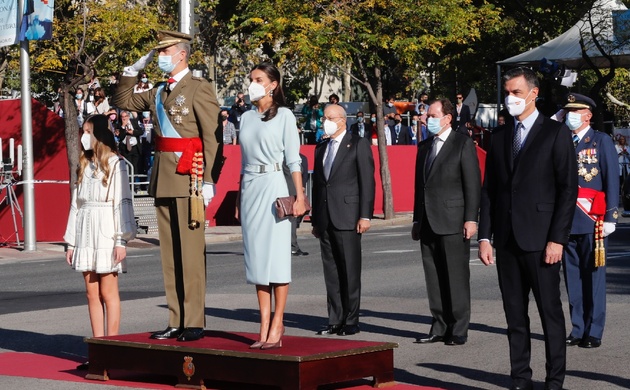 Sus Majestades los Reyes y Su Alteza Real la Infanta Doña Sofía acompañados por el presidente del Gobierno, Pedro Sánchez Pérez-Castejón , durante los