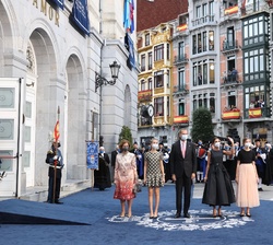 La Familia Real en Oviedo