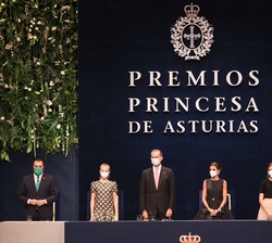 Los Reyes y Sus Altezas Reales la Princesa de Asturias y la Infanta Doña Sofía presiden la ceremonia de entrega de los Premios Princesa de Asturias 20