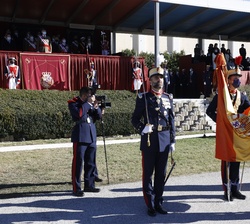 Jura de Bandera de los nuevos Guardias Reales