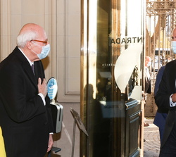 Su Majestad el Rey recibe el saludo del secretario general Iberoamericano “Ad Interim”, Marcos Pinta