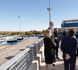 VIsita al Centro de Operaciones de la EMT en Carabanchel