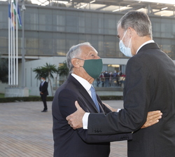 Su Majestad el Rey junto al Presidente de la República Portuguesa, Marcelo Rebelo de Sousa