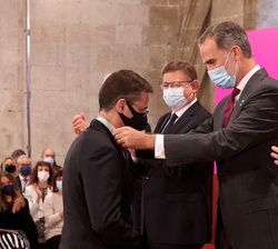 Su Majestad el Rey entrega a Antonio Cabrales, Doctor en Economía por la Universidad de California, el Premio en Economía