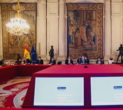Su Majestad el Rey preside la XXV reunión del Patronato de la Fundación Princesa de Girona