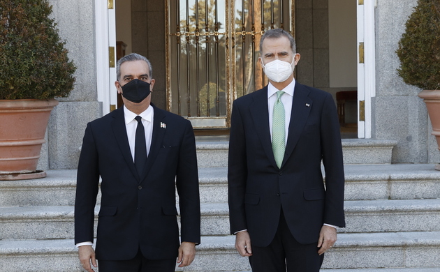 Don Felipe junto al presidente de la República Dominicana, Luis Rodolfo Abinader