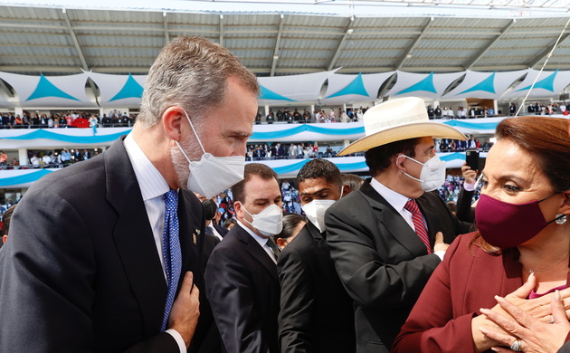 Su Majestad el Rey recibe el saludo de la Presidenta Electa de Honduras, Xiomara Castro