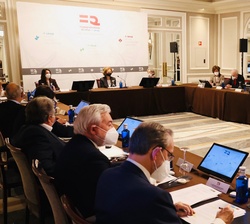 Desarrollo del Pleno Extraordinario del Patronato de La Fundación Renal Íñigo Álvarez de Toledo, con motivo de su 40º aniversario