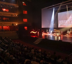 Un momento de la actuación del pianista David Dorantes durante la gala inaugural